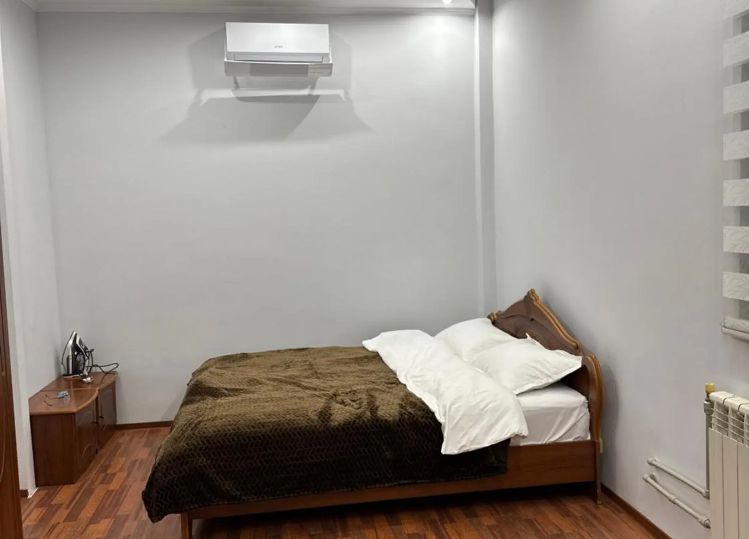 Апартаменты Напротив Dostyk Plaza Almaty Apartment