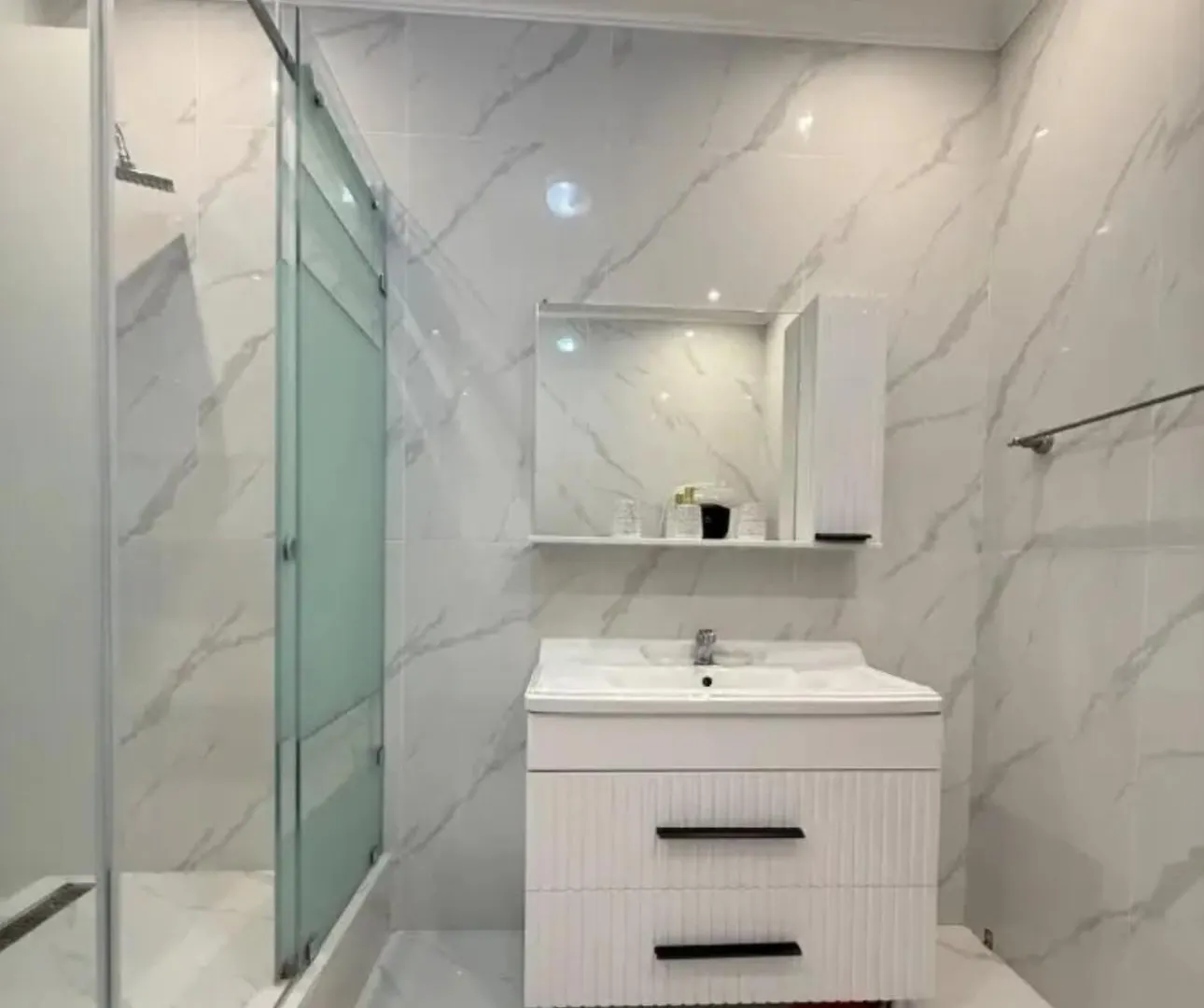 Апартаменты Напротив Dostyk Plaza Almaty